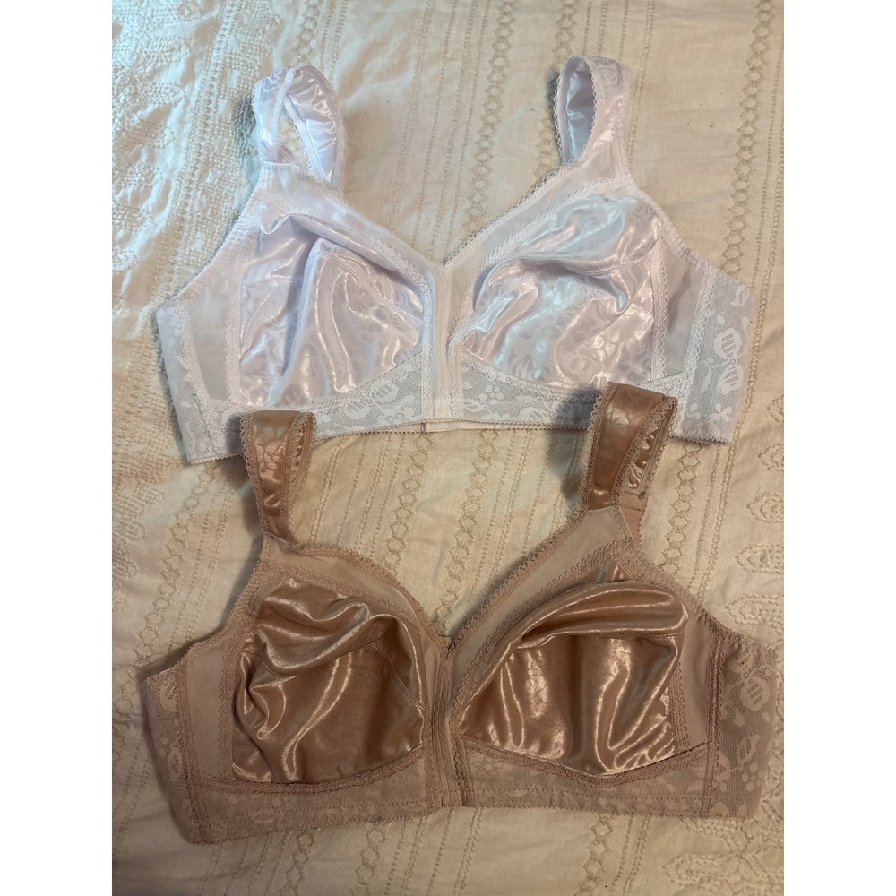 Playtex 18hr Full Figure Tan/White Ultimate Shoulder Comfort Wireless Bra 42B x2